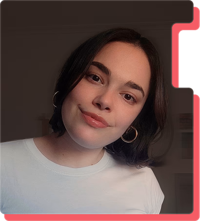 Carolina Ruzafa face